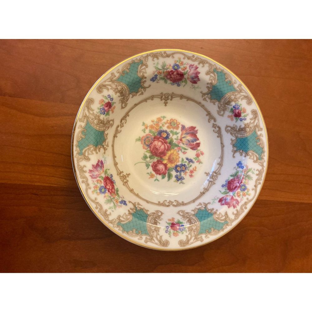 Bowl Fruit/Cereal Syracuse Old Ivory-Romance Green 6.25".  Perfect, 6 available